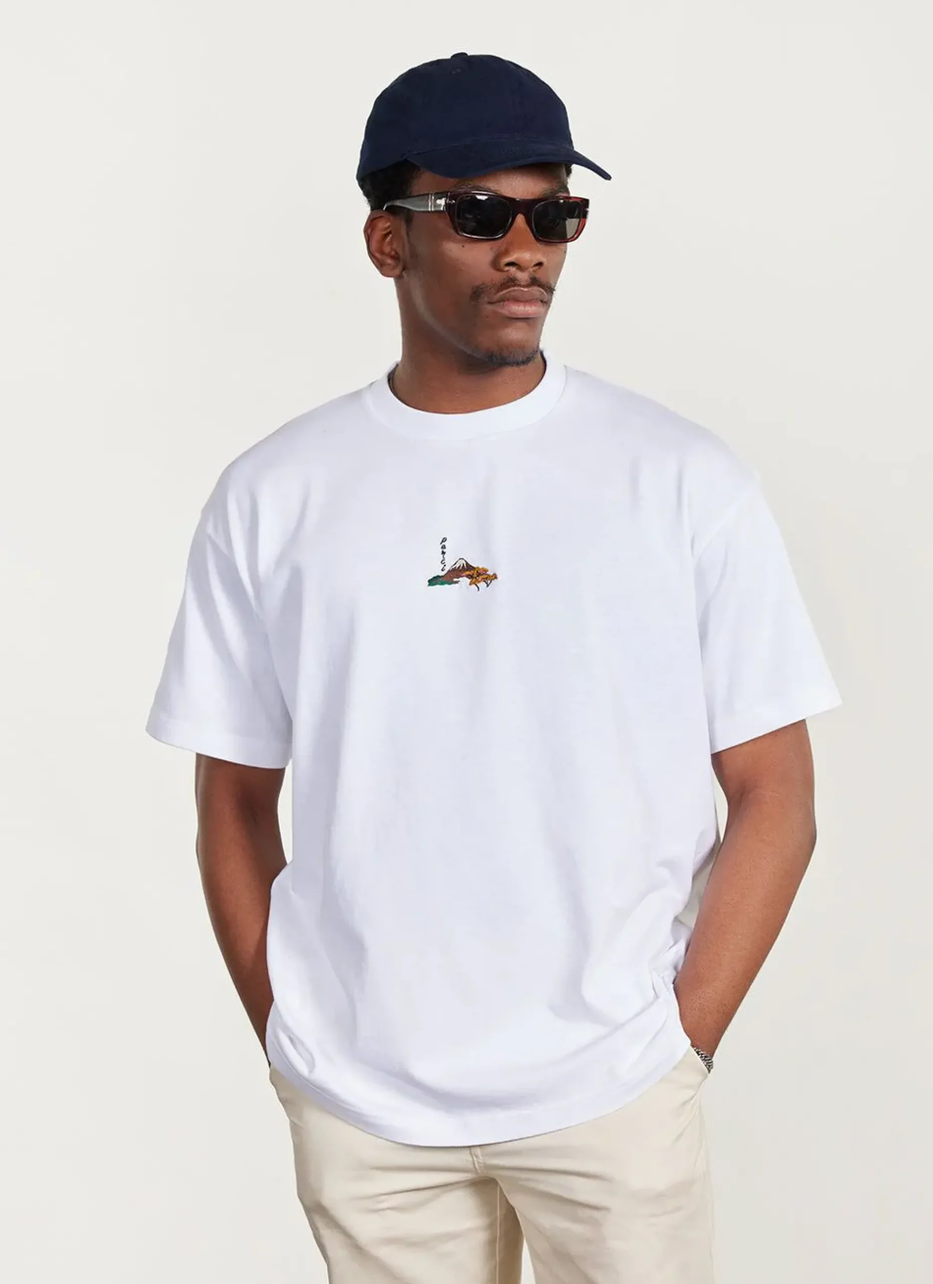 Percival White T-Shirts|Boxy T-Shirts^Fuji Oversized T Shirt White