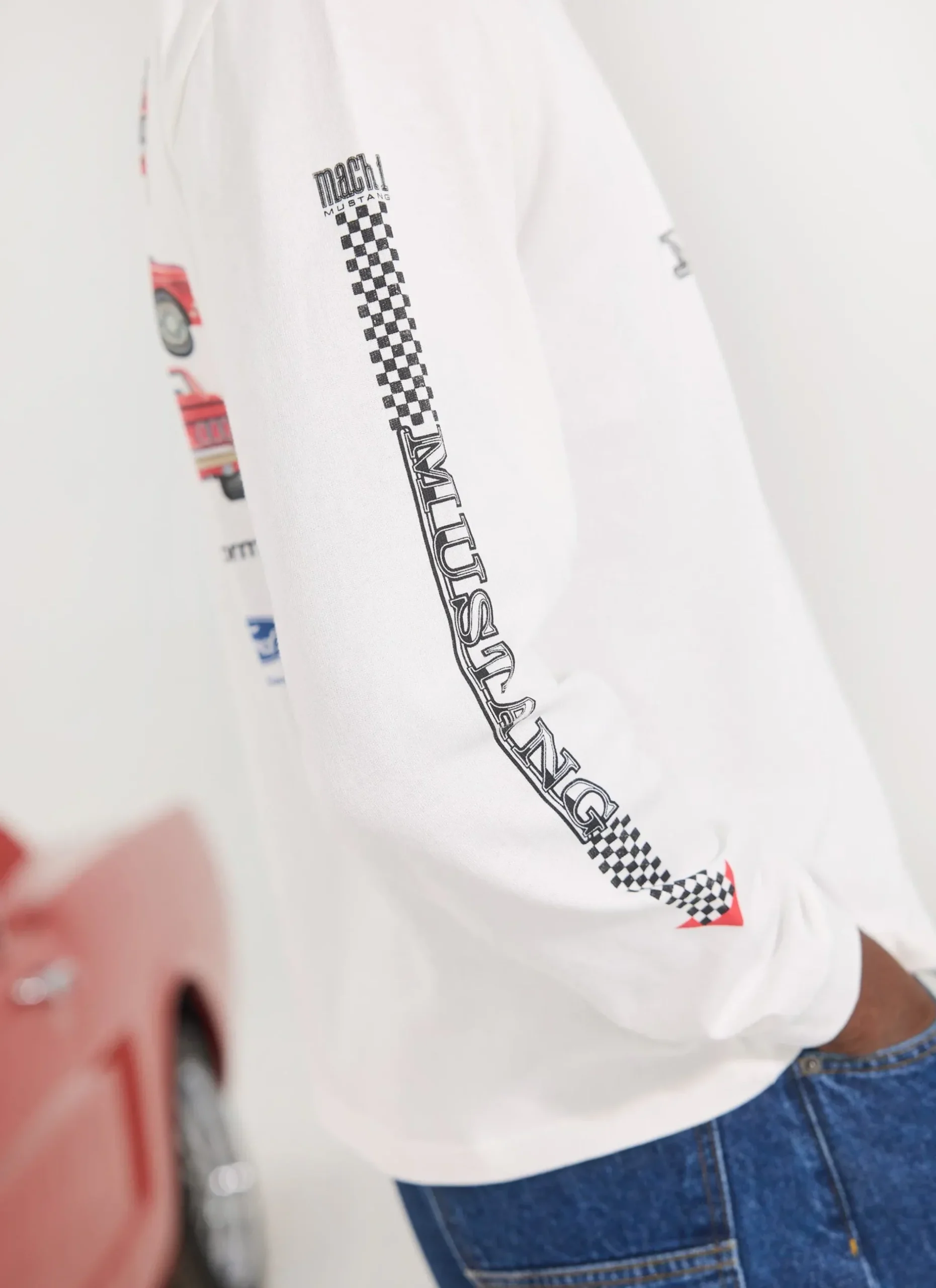 Percival White T-Shirts|Long Sleeve T-Shirts^Raceway '69 Mustang Long Sleeve T Shirt White